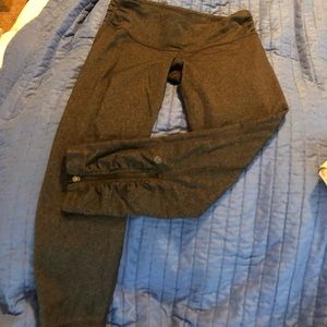 Lululemon capris